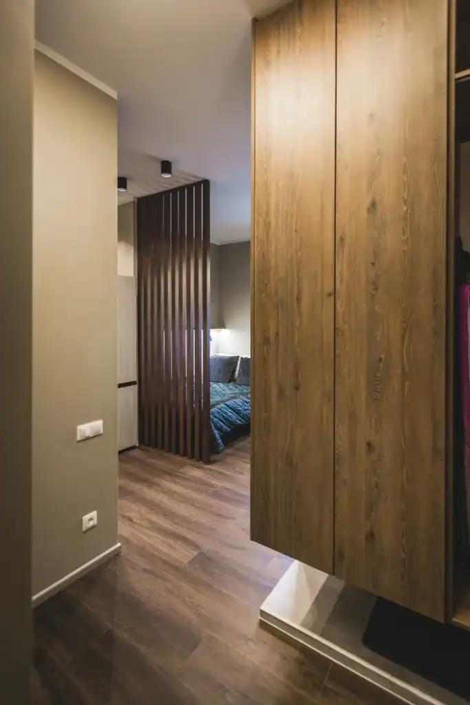 Compact Studio Apartment near Central Station 2