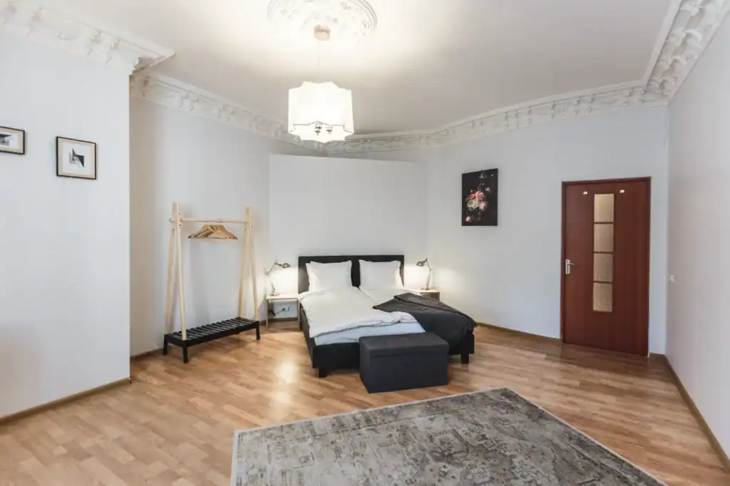 Family Four Bedroom Apartment Summer Only 2