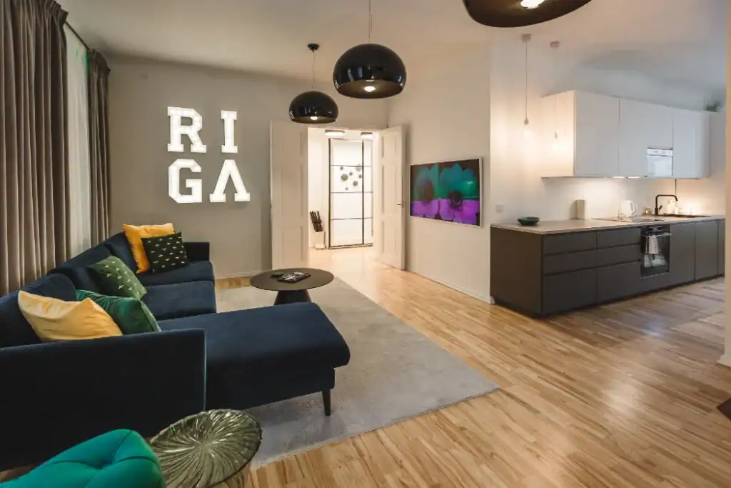 Two Bedroom Apartment near Opera House 5
